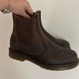 Doc marten crazy horse leather Chelsea boots 2876